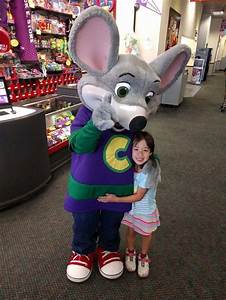 The Chuck E Cheese Origin Story Is Sadder Than You Remember