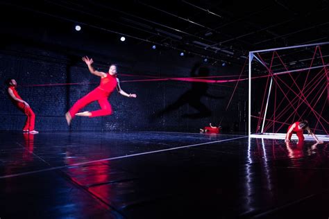 Tanzpremiere In Köln Gerda König Choreografiert Zwischen Geborgenheit Und Zwang Kölner Stadt