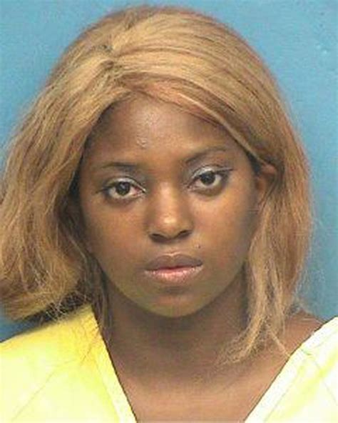 Nacogdoches Woman Arrested After Alleged Stabbing