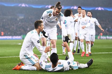 Encuentra fotos de stock perfectas e imágenes editoriales de noticias sobre cristiano ronaldo vs psg en getty images. PSG 1 Real Madrid 2 (2-5): Champions League holders ...