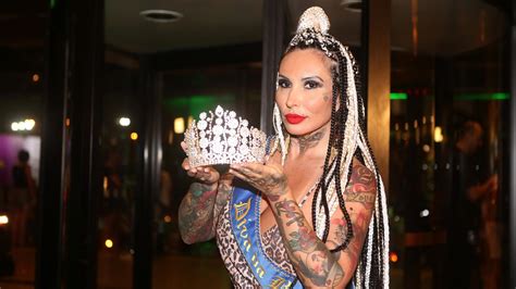 Carnaval Diva De Escola Campe Sabrina Boing Boing Vai Desfilar Pelada Na Paulista Carnauol