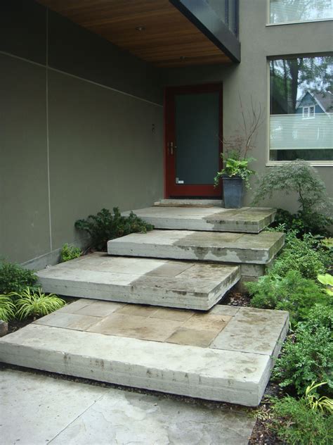 10 Modern House Entrance Steps Design