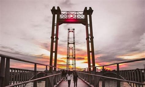 Indonesia dikenal sebagai negara kepulauan yang sebagian besar wilayahnya terdiri dari daratan dan lautan. 10 Gambar Pulau Kumala Balikpapan, Harga Tiket Masuk ...