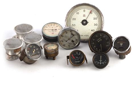 Lot 596 - A COLLECTION OF VINTAGE CAR ODOMETERS to