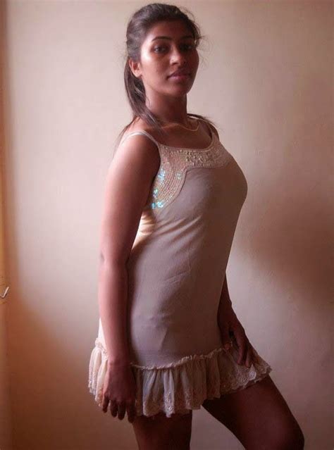 Sexy Marvadi Desi Unsatisfied Bhabhi Neetha Hot In Tight Night Dress