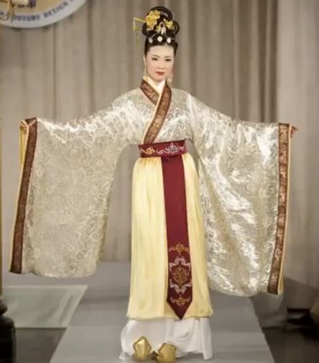 Traditional Clothing Of Chinese Dynasties From Xia And Shang Dynasties