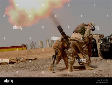 120mm Mortar Hi Res Stock Photography And Images Alamy