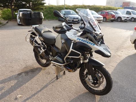 Bmw's latest gs adventure model demonstrates the company's years of experience in this genre. BMW R1200 GS LC Adventure 1170 cm3, 2014 god.