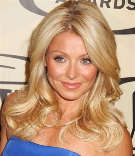kelly ripa short hairstyle which haircut suits my face