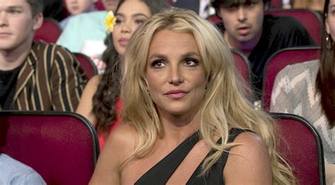 Britney turns 39 at the end of this year, and all her finances are controlled by her father, jamie spears. Britney Spears Reportedly Said Her Father Forced Her Into ...