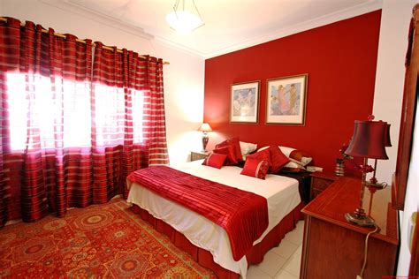 Choosing paint shades for your bedroom is an extremely important task. Related image | Red bedroom design, Romantic bedroom ...