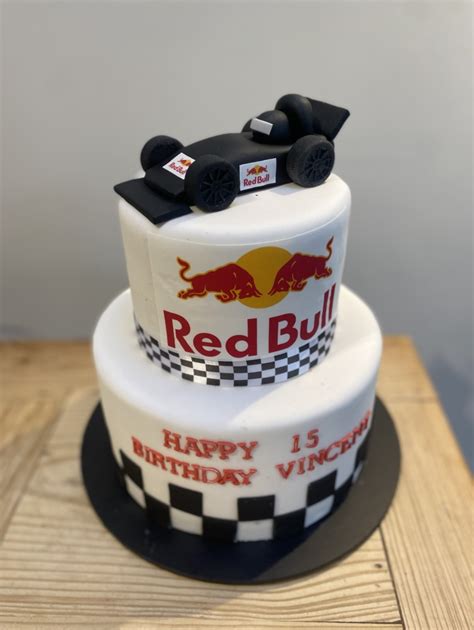 F1 Red Bull Racing Car Cake Etoile Bakery