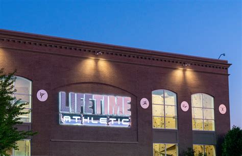 Life Time Athletic Fitness Center In Chanhassen Minneso Flickr