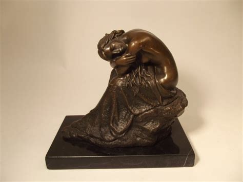 Bronzen Beeld Van Een Rustende Naakte Vrouw Eind E Catawiki