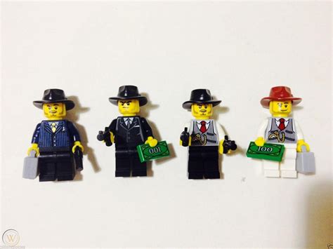 Lego Mafia Gangster Minifigures X 4 Pcs Revolver Guns 100 Dollars Cases