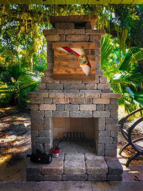 Easy Do It Yourself Outdoor Fireplace Build Yourself A Simple Outdoor