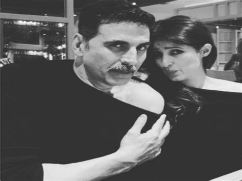 akshay kumar twinkle khanna set couple goals in matching off shoulder outfits