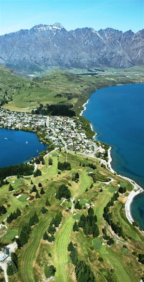 Lake Wakatipu Queenstown South Island New Zealand