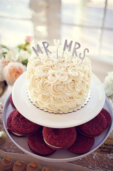 Cake is chocolate mud cake filled with ganache and covered in fondant. Flawless Floral Wedding At The Viansa Winery | Bridal ...
