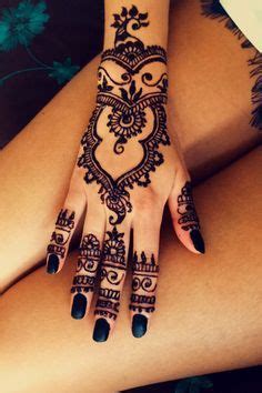 How long it takes for the design to begin fading depends on three main factors: 33 Best Henna Lion Tattoo images | Lion tattoo, Tattoos, Henna