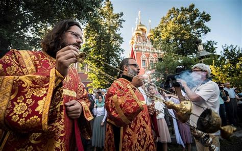 Russia’s Orthodox Activists Protest Movie About Tsar Nicholas Ii Having A Mistress