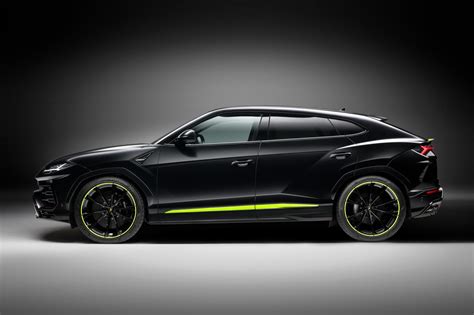 Lamborghini Urus Graphite Capsule Offers Matte Colours With Neon Accents