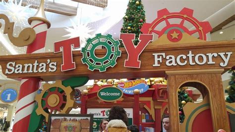 The Unique Colorado Toy Utopia That Is Sure To Make Your Christmas