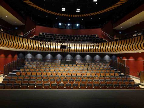 Ultimate Guide To The Cambridge Arts Theatre Footprints Tours