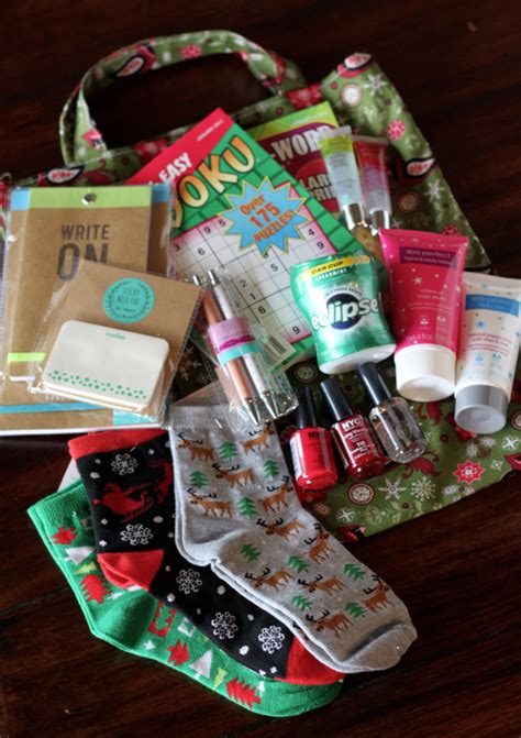 At gifteclipse.com find thousands of gifts for categorized into thousands of categories. do it yourself divas: DIY: Essential Totes for Cancer ...