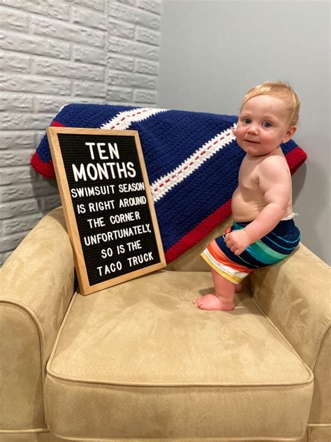 10 Months Baby Letter Board Milestone Picture In 2021 Baby Milestone