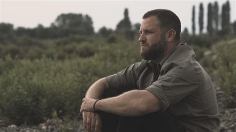 David beriain is a director and writer, known for amazonas, el camino de la cocaína (2015), amazonas clandestino (2015) and latinos en el corredor de la muerte (2018). David Beriain - Clandestino | Guarda su Dplay