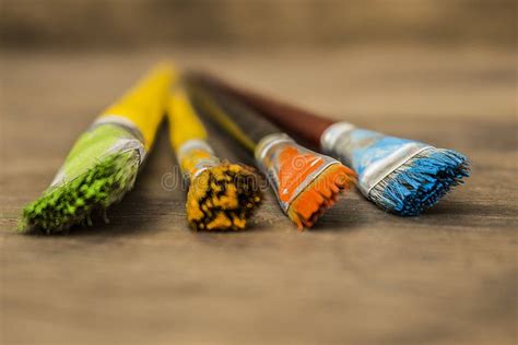 18483 Oil Paint Brushes Stock Photos Free And Royalty Free Stock
