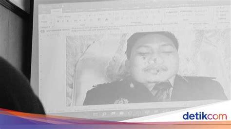 Penampakan Foto Jasad Yosua Saat Tiba Di Jambi Yang Ditampilkan Di Sidang