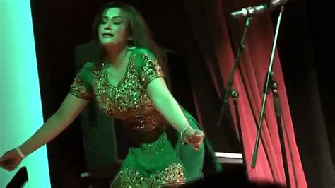 Nargis And Nazli Private Hot Mujra Dance London Stage Show Video