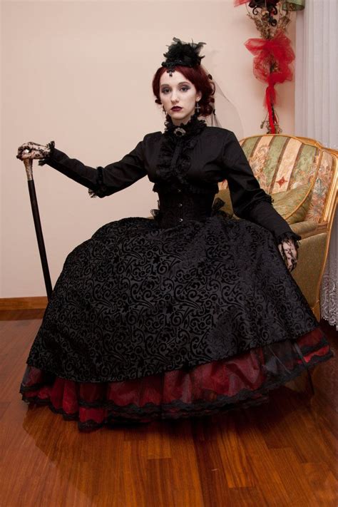 Pin By Arariel M On Beautiful Goth With Images Victorian Fashion