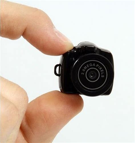 Picstop Worlds Smallest Affordable Digital Camera