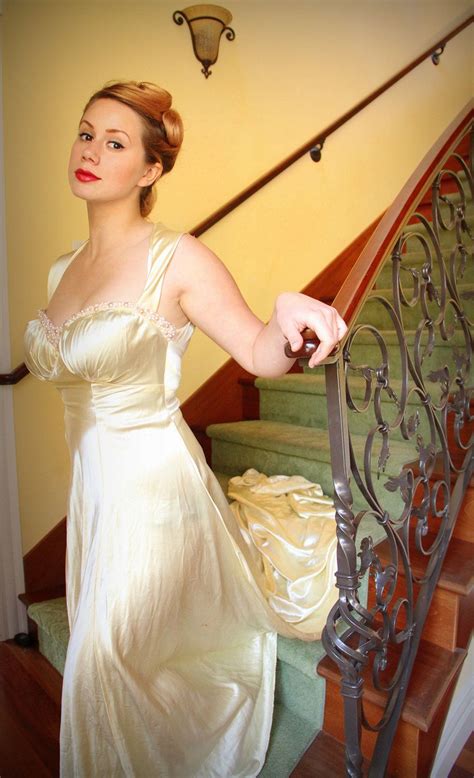 Vintage 40s Silk Satin Wedding Dress Sweetheart Neckline With