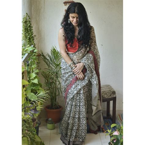 Pin by Remya L on Saree styles | Saree styles, Fashion, Saree