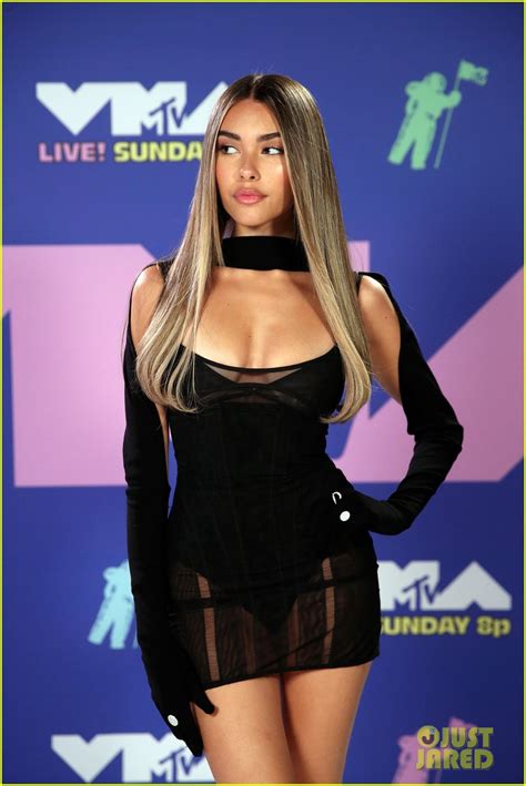 Madison Beer Dons Little Black Dress At Mtv Vmas 2020 Photo 1297654 Photo Gallery Just