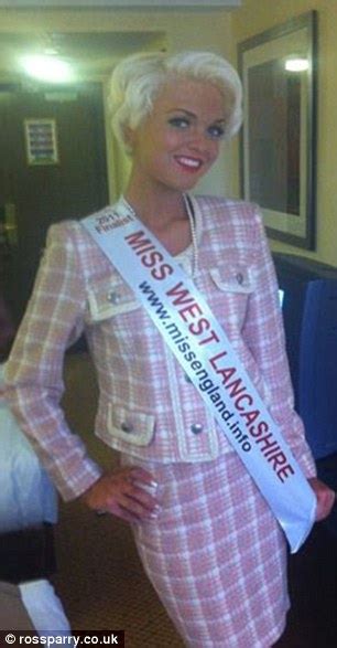 Hollie Robinson Miss Anti Bullying Who Was Targeted By Bullies Is Now Beauty Queen Daily