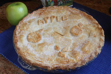 Best Apple Pie Recipe My Favorite British Apple Pie Christinas Cucina