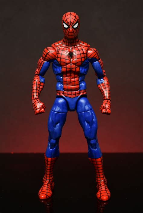 Hasbro Marvel Legends Spider Man Retro Wave Spider Man Review