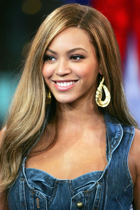 Beyoncés Complete Hair Transformation Beyonce Hair Hair Color For