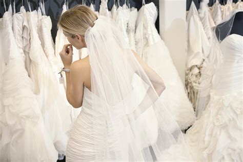 Wedding Dress Rental A Good Idea And Where To Get One Arrest Your Debt