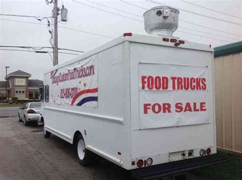 Who doesn't enjoy a good food truck? Workhorse (2004) : Van / Box Trucks