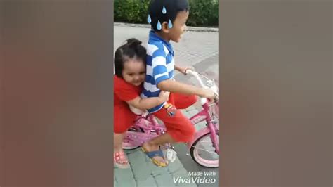 Bayi Gendut Naik Sepeda Lucu Youtube