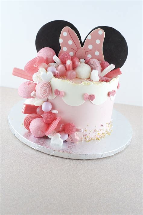 Tarta Minnie Mouse Buttercream Cake By Kemagdalenas Pasteles De Mimi