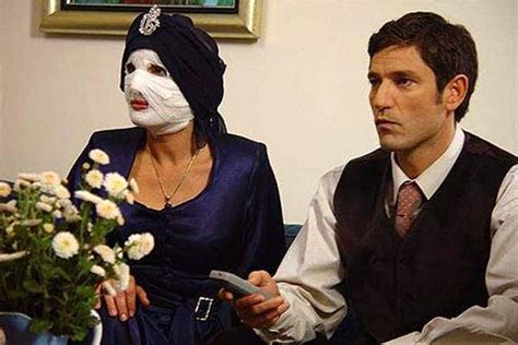 Ayrıca ithalat ve ihracatta birçok ülke dolar üzerinden işlem yapar. Stizu dolari (Stižu dolari) - Serije - mojtv.net
