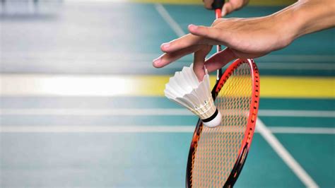 7 Badminton Serving Drills To Improve Your Serve Strings And Paddles