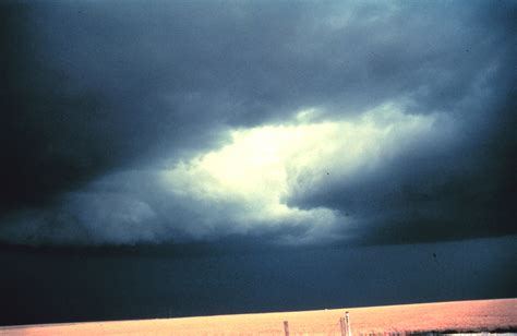 Filesevere Thunderstorm Noaa Wikimedia Commons